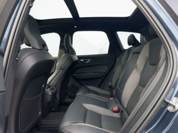 Volvo XC60 II 2022 Volvo XC 60 B5 D 235 KM AWD Kamera 360, Pneumatyka,Harman, Blis, Cta, ACC,, zdjęcie 11