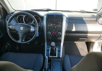 Suzuki Grand Vitara II SUV 3d Facelifting 2012 1.6 VVT 106KM 2014 Suzuki Grand Vitara Suzuki Grand Vitara 1.6 City 1.6 Benzyna 106KM, zdjęcie 22