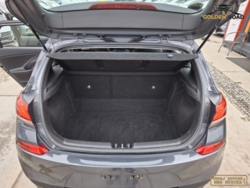 Hyundai i30 III Hatchback 1.6 CRDI DPF 95KM 2017 Hyundai i30 1,6 crdi klima elektryka alu wspomaganie oplacony 1.6 Diesel, zdjęcie 20