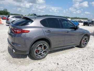 Alfa Romeo Stelvio SUV 2.0 Turbo 280KM 2019 Alfa Romeo Stelvio TI 2019 2.0l 2.0 Benzyna 280KM, zdjęcie 3