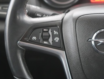 Opel Astra J Hatchback 5d 1.4 Twinport ECOTEC 100KM 2012 Opel Astra 1.4 16V, Klima, Tempomat, Parktronic, zdjęcie 14