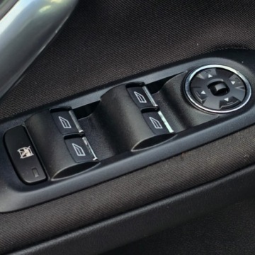 Ford Mondeo IV Kombi 2.0 Duratorq TDCi DPF 140KM 2008 Ford Mondeo Mk4 2.0 TDCi Viva Titanium, zdjęcie 20