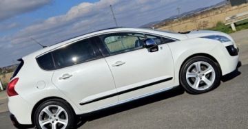 Peugeot 3008 I Crossover 2.0 Hybrid4 200KM 2012 Peugeot 3008 2.0 Hdi 200KM Hybrid4 Automat Xenon Led Skóra El Grzane Fotele, zdjęcie 32