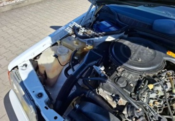 Mercedes 190 2.0 102KM 1989 Mercedes-Benz W201 (190) Mercedes-Benz W201 (190) 2.0 Benzyna 102KM, zdjęcie 24