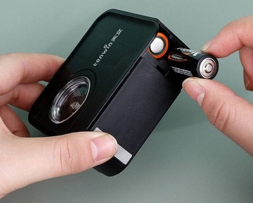 Мини-электрическая точилка, работающая от 2 батареек AA TENWIN.