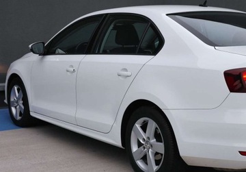 Volkswagen Jetta VI Sedan Facelifting 2.0 TDI 110KM 2017 Volkswagen Jetta 2.0 TDI 110HP Klimatronic Salon Pl. II.wlasciciel GWARANC, zdjęcie 34