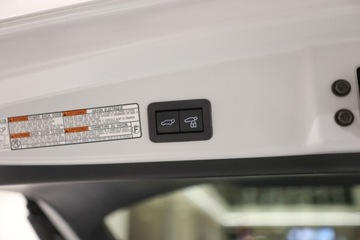 Toyota Corolla Cross 2.0 Hybrid Dynamic Force 197KM 2023 Toyota Corolla Cross Cross 2.0 Hybrid Style 2.0 Hybryda 197KM, zdjęcie 23