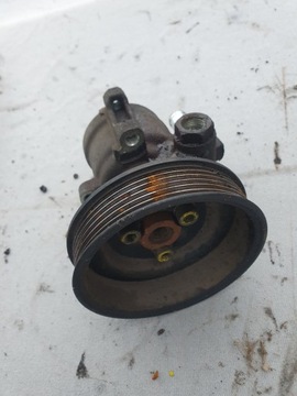 6N0422155E ČERPADLO SERVA VOLKSWAGEN POLO 6N1 6N2 BENZÍN