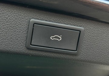 Skoda Superb III Kombi Facelifting 2.0 TDI SCR 200KM 2024 Skoda Superb LaurinKlement, Hak, CANTON, ACC, DCC, GPS, Fotel z pamiecia i, zdjęcie 10