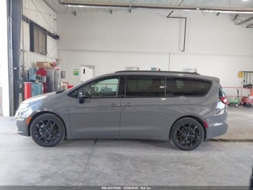 Chrysler Pacifica II 2025 Chrysler Pacifica Limited 2025 3.6l 3.6 Benzyna 287KM, zdjęcie 2