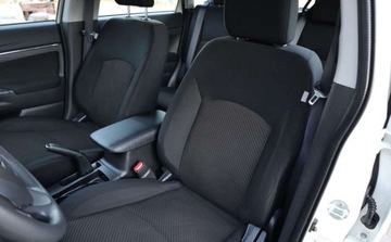 Mitsubishi ASX I SUV Facelifting 2016 1.6 117KM 2017 Mitsubishi ASX Mitsubishi ASX 1.6 2WD 1.6 Benzyna 117KM, zdjęcie 12