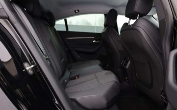 Peugeot 508 II Sedan PHEV Hybrid 225 PHEV 225KM 2022 Peugeot 508 Peugeot 508 225 e-EAT8 Allure Pack 1.6 Hybryda Plug-in 225KM, zdjęcie 29