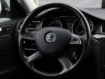 Skoda Superb II Sedan Facelifting 2.0 TDI CR DPF 170KM 2014 Skoda Superb 2.0 TDI, Salon Polska, 167 KM, DSG, zdjęcie 19