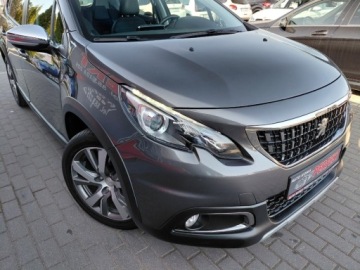 Peugeot 2008 I SUV Facelifting 1.2 PureTech 110KM 2019 Peugeot 2008 Automat Klimatronik Komputer Tempomat 1.2 Benzyna 110KM, zdjęcie 3