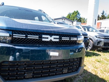 Dacia Bigster 1.2 TCe 140KM 2025 Od ręki - Expression LPG 1.2 TCe mHEV 140KM / Pakiet Zimowy, Easy, zdjęcie 3