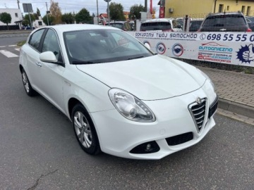 Alfa Romeo Giulietta Nuova II Hatchback 5d 1.4 TB 16v Mair 170KM 2011 Alfa Romeo Giulietta LEDY KLIMATYZACJA EL.SZYBY GRZANE FOTELE TEMPOMAT E.L, zdjęcie 3