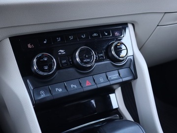 Skoda Karoq Crossover 1.5 TSI ACT 150KM 2019 Skoda Karoq 1.5 TSI, Salon Polska, 1. Właściciel, zdjęcie 17