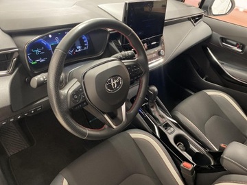 Toyota Corolla XII TS Kombi Facelifting 1.8 Hybrid 140KM 2023 Toyota Corolla 1.8 Hybrid GR Sport Dynamic Seria E, zdjęcie 9