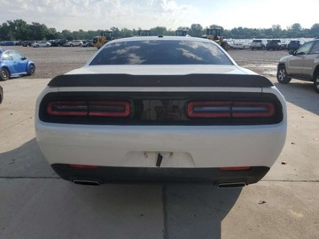 Dodge Challenger III 2020 Dodge Challenger Sxt 2020 3.6 Benzyna 303KM, zdjęcie 2