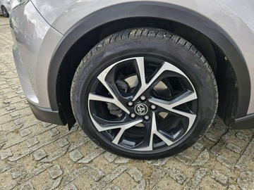 Toyota C-HR I Crossover 1.8 Hybrid 122KM 2019 Toyota C-HR 1,8 Hybryda 122KM automat kamera, zdjęcie 15