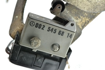РАСПРЕДЕЛИТЕЛЬ ТОПЛИВА ВПРЫСОК MERCEDES W124 0438121043