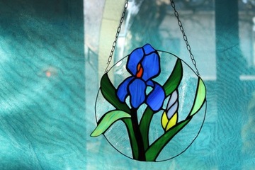 Витраж Tiffany Blue Iris по кругу на окне