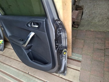 DVEŘE LEVÉ PŘEDNÍ ZADNÍ PEUGEOT 2008 I 15R EVL