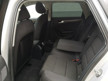 Audi A4 B8 Avant Facelifting 2.0 TDI 143KM 2013 Audi A4 2.0TDI 143KM Klimatronic Tempomat Parktron, zdjęcie 16