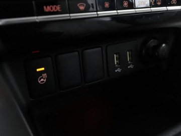 Mitsubishi Eclipse Cross SUV PHEV 2.4 188KM 2022 Mitsubishi Eclipse Cross PHEV, Panorama, skóra,, zdjęcie 26