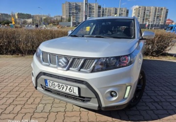 Suzuki Vitara III SUV 1.4 BOOSTERJET 140KM 2016 Suzuki Vitara 1.4 140KM BoosterJet Premium Bezwypadkowa, zdjęcie 1