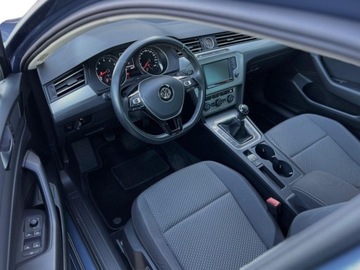 Volkswagen Passat B8 Limousine 1.4 TSI BlueMotion Technology 125KM 2017 Volkswagen Passat Limousine 1.4 TSI BMT 125 KM 6-biegowa manualna Salon Po, zdjęcie 8