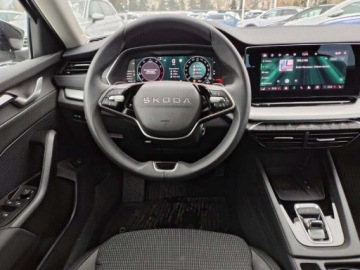 Skoda Octavia IV Liftback 1.5 TSI EVO 150KM 2024 Skoda Octavia FV23 LEDmatrix el.klapa keyless kamera ASO Rata od 1200 PLN, zdjęcie 15