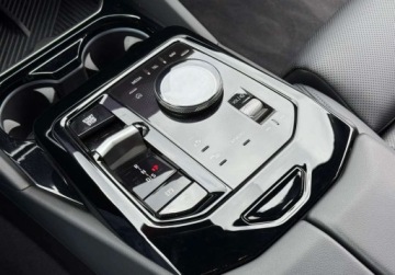 BMW Seria 5 G90-91 Touring 2.0 520d 197KM 2024 BMW Seria 5 520d xDrive M Pakiet 197KM 2.0 Diesel 197KM, zdjęcie 22