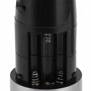 На клонах) оттенки серого и серебра.