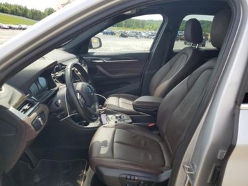 BMW X1 F48 2021 BMW X1 sDrive28i, po wandalizmie, okazja 2.0 Benzyna 245KM, zdjęcie 7