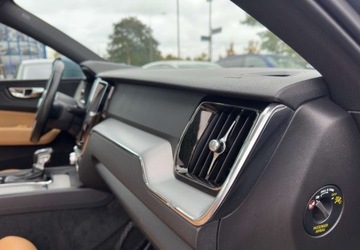 Volvo XC60 II Crossover D4 190KM 2017 Volvo XC 60 VOLVO XC 60 D4 AWD Salon Polska Inscription 2.0 Diesel 190KM, zdjęcie 25