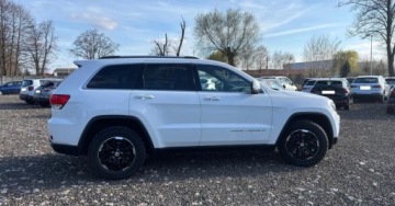 Jeep Grand Cherokee IV Terenowy Facelifting 3.0 CRD 190KM 2016 Jeep Grand Cherokee 3.0D 190KM zarejestrowany jeden wlasciciel w polsce pi, zdjęcie 12