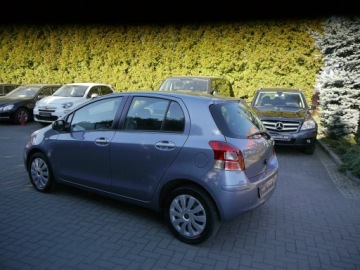 Toyota Yaris II Hatchback 5d 1.33 Dual VVT-i 101KM 2011 Toyota Yaris 1.3 Stan b.dobry Bez rdzy i korozji!!, zdjęcie 13