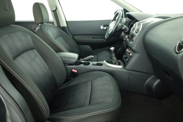 Nissan Qashqai I Crossover Facelifting  1.5 dCi 110KM 2013 Nissan Qashqai 1.5 dCi, Klima, Klimatronic, zdjęcie 6