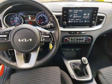 Kia Ceed III Kombi Facelifting 1.5 T-GDI 160KM 2022 Kia Ceed 1,5 T moc 160KM Salon PL 1.5 Benzyna 160KM, zdjęcie 12