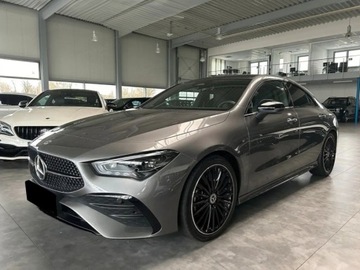 Mercedes CLA C118/X118 Coupe Facelifting 2.0 220 190KM 2025 MERCEDES-BENZ CLA 220 4-Matic AMG Line 2.0 (190KM) 2025, zdjęcie 2