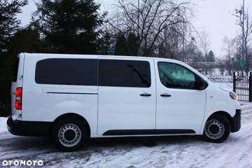 Toyota Proace II Verso Compact 2.0 D-4D 150KM 2020 Toyota ProAce Toyota ProAce D-4D Long 3,0t Mobilny Life 2.0 Diesel 150KM, zdjęcie 9