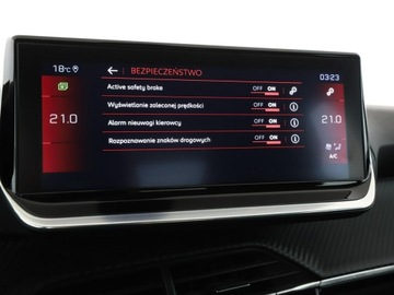 Peugeot 208 II Hatchback 1.2 PureTech 102KM 2019 Peugeot 208 virtual cocpit klima auto czujniki, zdjęcie 27