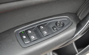 BMW Seria 1 F20-F21 Hatchback 5d 116i 136KM 2012 BMW Seria 1 SPORT Benzyna Nawigacja 1.6 Benzyna 136KM, zdjęcie 18