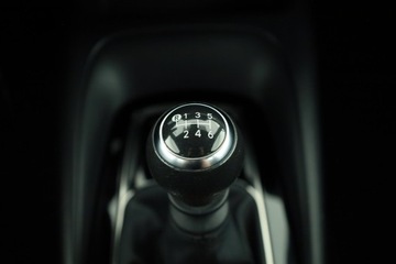 Toyota Corolla XII TS Kombi 1.2 Turbo D-4T 116KM 2019 Toyota Corolla 1.2 Turbo, Salon Polska, zdjęcie 12