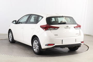 Toyota Auris II Hatchback 5d Facelifting 1.33 Dual VVT-i 99KM 2016 Toyota Auris 1.3 Dual VVT-i, Salon Polska, zdjęcie 3