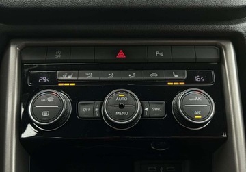 Volkswagen T-Roc I SUV 1.5 TSI ACT 150KM 2021 Volkswagen T-Roc Advance Pakiety, ACC, Podgrzewane fotele i kierownica, S, zdjęcie 25