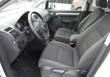 Volkswagen Touran II 1.2 105KM 2014 Volkswagen Touran 1.2 TSI 105KM 7 Foteli Serwis Oplacony Super Stan, zdjęcie 14