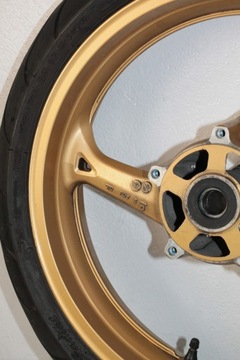 SUZUKI HAYABUSA GSX-R 1300 08-16 ПЕРЕДНИЙ ОБОД