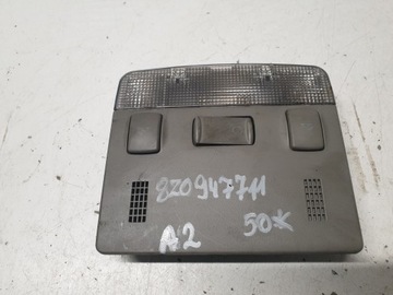 LAMPKA PODSUFITKI PODSUFITÓWKI AUDI A2 8Z0947711